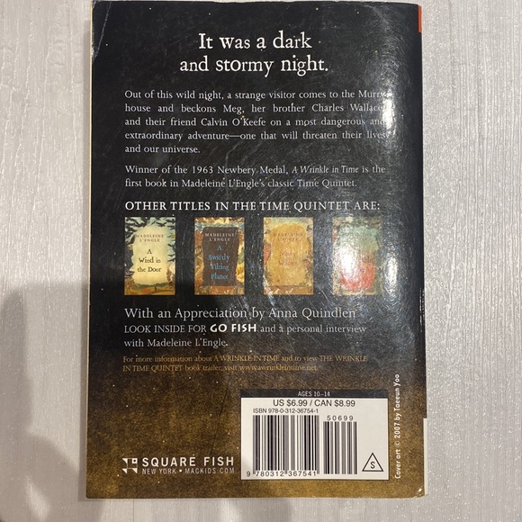 A Wrinkle Im Time book by Madeleine L’Engle - Picture 2 of 3